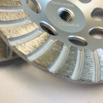 Światła waga 100-180 mm Turbo betonowa szlifa z rdzeniem aluminiowym